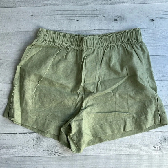 La Hearts Pants - NWT LA Hearts Light Green Linen Shorts XS